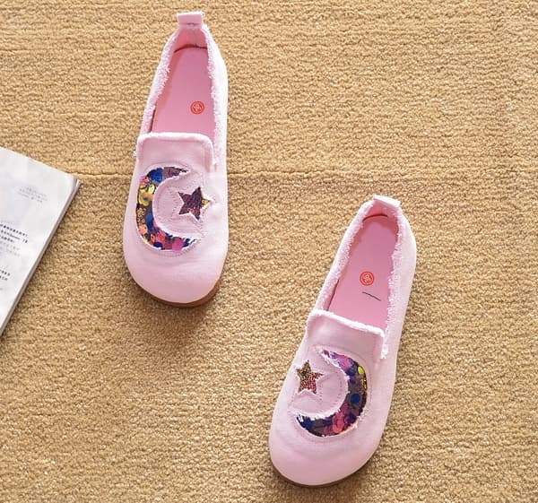 レディーススリッポン 花柄刺繍デニム風切りっぱなし加工レディーススリッポン